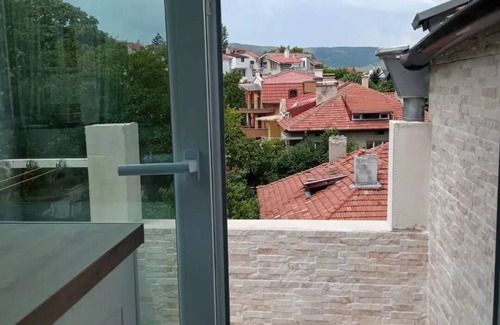 Shumen Apartamento | Уютно Арт Ателие а тихо и спокойно място в центъра на града!
