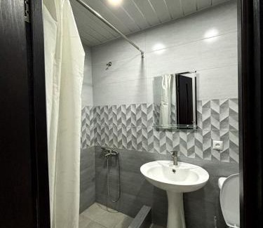 Nor-Nork Apartamento | Уютный комфортный дом со своим садом