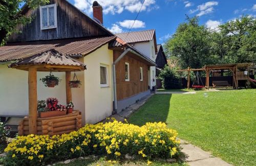 Podobovets Casa | У ДЯДЬКА