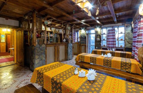 Yaremche Hotel | У Мар'яни і Назара