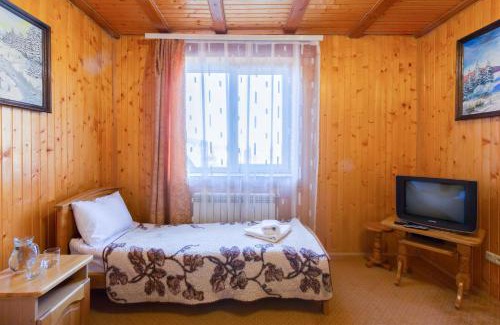 Yaremche Hotel | У Мар'яни і Назара