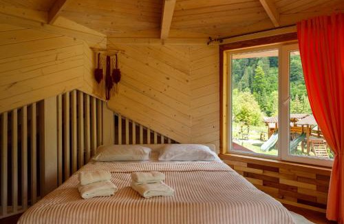 Roztoky Casa | Хата Різьбяра - Закуток