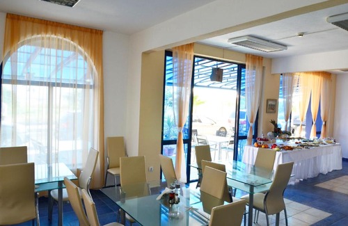 Primorsko Hotel | Хотел Калипсо Блу