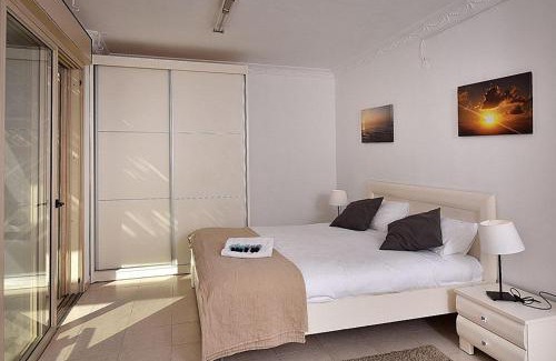 Tiberias Cabina | אחוזת חוף כנרת kinneret village