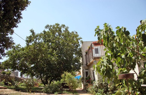 Bruchim Qela' Alon Cama Y Desayuno | אירוח מרגלית למטייל בגליל