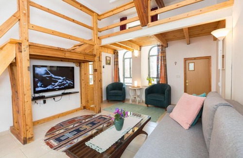 Rosh Pinna Apartamento | אירוח משפחתי בראש פינה העתיקה Old Roshpina family suite