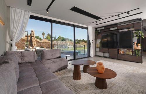 Mishmar HaYarden Casa | אסיה ריזורט-Asia resort