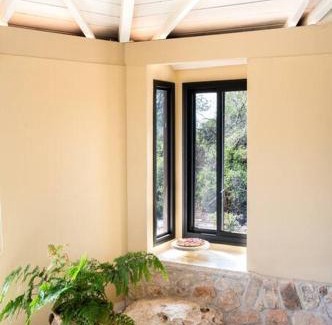 Emek HaMaayanot Casa | בית בהר- בקתה יפיפיה בקצה הגלבוע