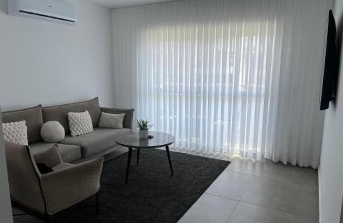 Rishon LeTsiyon Apartamento | דירה בוטיק יפה ושקטה בראשון לציון מערב