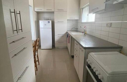 Haifa Apartamento | דירה גדולה יפה באיזור חיפה קרובה לגרנד קניון ולמרכז הכרמל