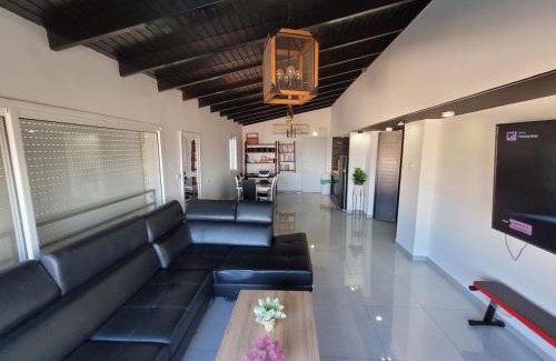 Tiberias Apartamento | דירה מקסימה מול נופי הכנרת