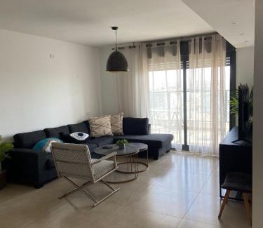 Beersheba Apartamento | דירה מקסימה עם חדר ביטחון