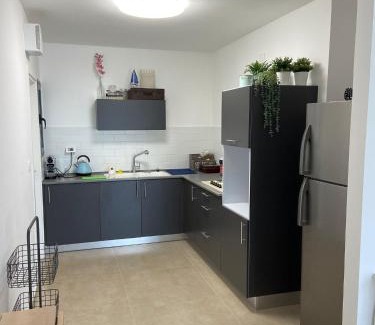Beersheba Apartamento | דירה מקסימה עם חדר ביטחון