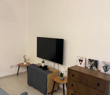 Megido Apartamento | דירת גן מדרך עוז Garden Apartment