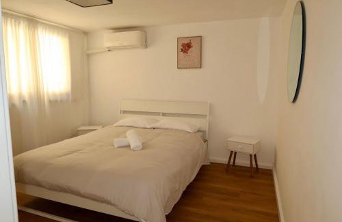 Netanya Apartamento | דירת חוף נעימה ואלגנטית מול הים