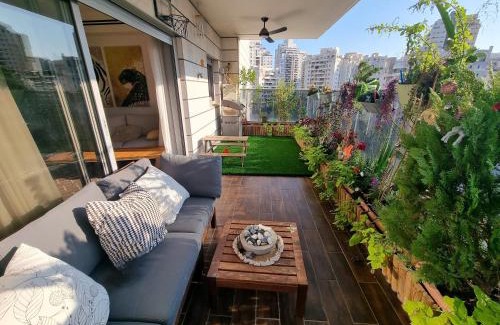 Petah Tikva Apartamento | דירת 6חדרים אם המושבות
