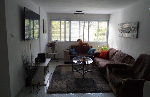 Kiryat Bialik Apartamento | דירת 80 מ"ר למשפחה או זוג