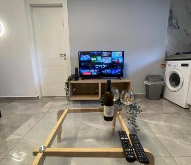 Ashkelon Apartamento | הטרקלין של לינוי - 5 דקות נסיעה מהים