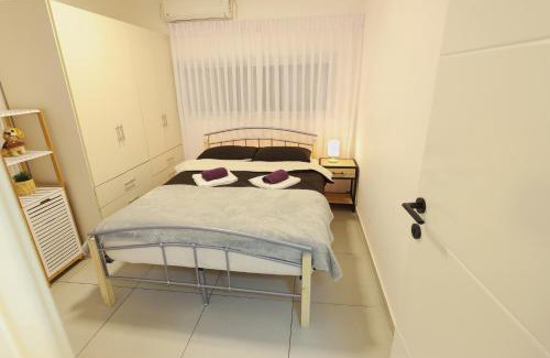 Ashkelon Apartamento | הטרקלין של שלמה. דירה יפה וחדשה 5 דקות נסיעה מהים