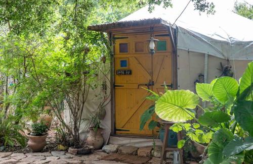 Abirim Casa | "היורט באבירים" מסע בזמן אל פשטות, שקט וחיבור לטבע