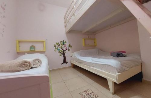 Gonen Casa | הממלכה הקסומה של מאיה ושלושת הפיות
