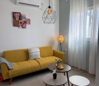 Yuval Apartamento | המקום של רוני ותמיר - יחידת אירוח גלילית