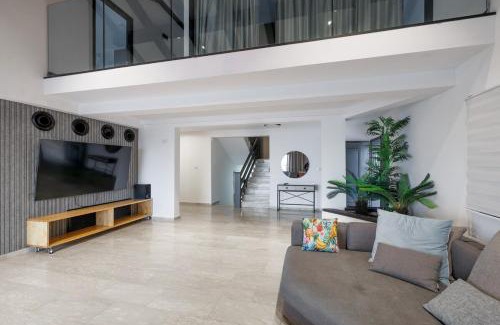 Had Nes Apartamento | וילה נופי כנרת של רשת לב הגולן - וילה מדהימה עם בריכה פרטית וסאונה