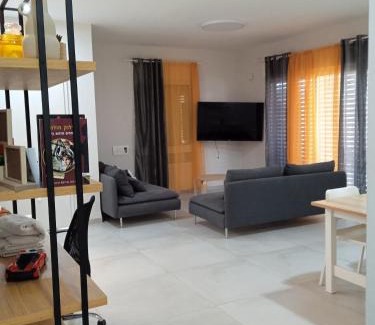 Shadmot Dvora Apartamento | וילת הנחלה למשפחות Nahala Villa