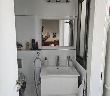 Holon Casa | חדר או חדרים יחיד או זוגי, אפשרות שילובים, חולון