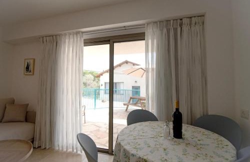 Livnim Casa | חווייה של שקט- מתחם שלם עם בריכה- רק בשבילכם
