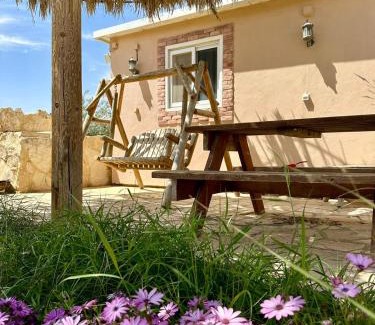 Mitzpe Ramon Otro | חוות כרמי הר הנגב