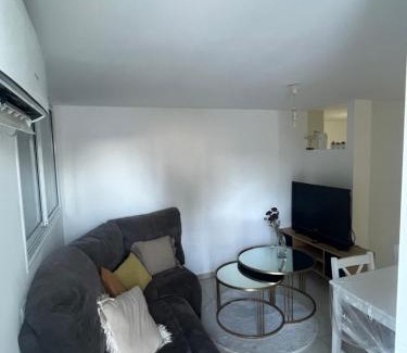Qiryat Shemona Apartamento | יחידית דיור משופצת עם גינה ומקלט - היחידה בגליל