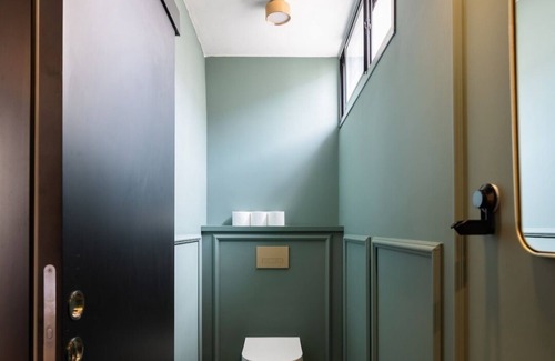 Tel Aviv Apartamento | מסבלטים את הבית הכי מדהים בתל אביב , לב תל אביב, 4 דקות הליכה מהים , ,בתי קפה