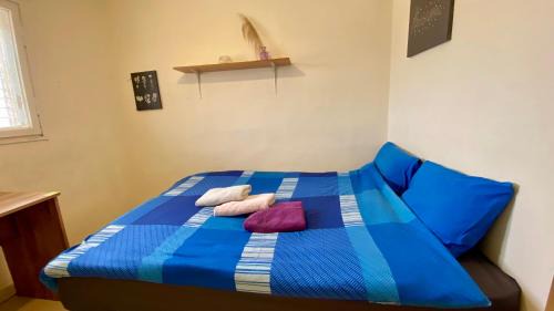 Beersheba Apartamento | נווה במדבר - שופץ ב-2025! צמוד ל BGU וסורוקה - אינטרנט סיבים, Google TV ומיזוג מלא
