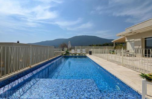Safsufa Apartamento | סוויטות Peak - סוויטות מדהימות עם בריכה במתחם