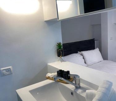 Ein Qiniyye Apartamento | צימר מעל העננים