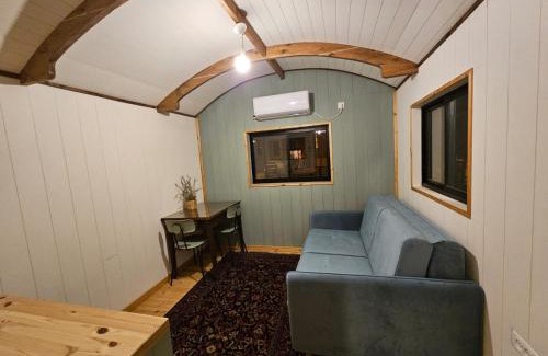 Qatsrin Cabina | קרון רועים אירוח כפרי