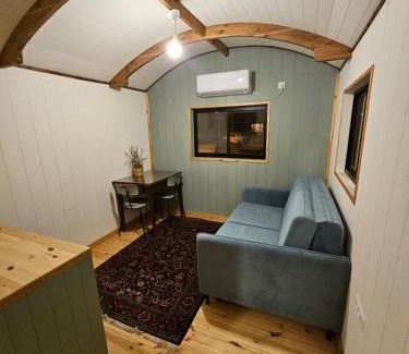 Qatsrin Cabina | קרון רועים אירוח כפרי