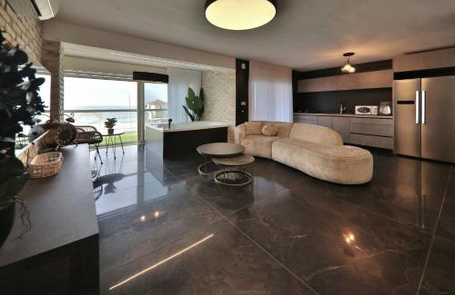Haifa Apartamento | שקיעה בים - דירות יוקרתיות מהממות עם ג'קוזי ונוף לים יש מקלט