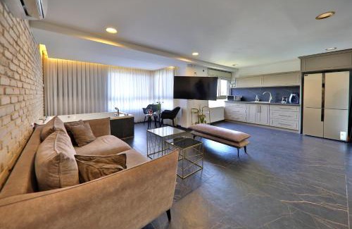 Haifa Apartamento | שקיעה בים - דירות יוקרתיות מהממות עם ג'קוזי ונוף לים יש מקלט