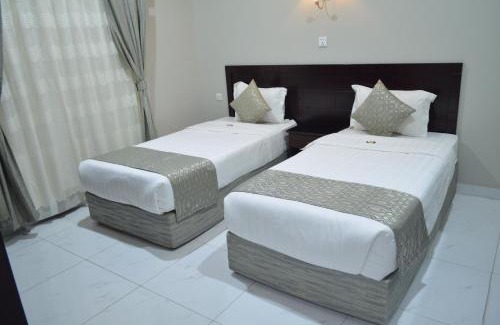 Tabuk Apartamento | اجنحة نزيل