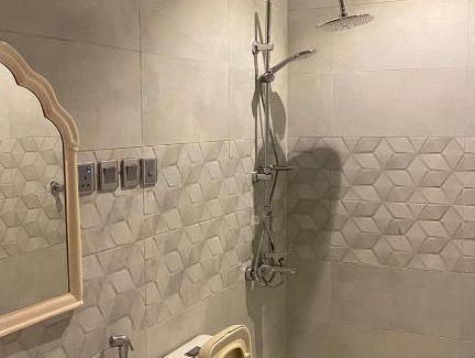 Al Kura Chalet De Esquí | استراحة اليكسا