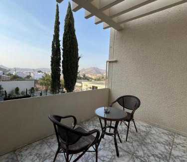 Jirubah Apartamento | الأكواخ السبعة بالهدا للشقق المخدومة