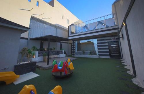 Taif Chalet De Esquí | الشاليه الرمادي