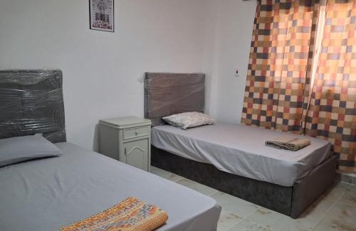 Zafarana Apartamento | العين السخنه قريه كورنادو شاليه 3 غرف للعائلات فقط يتسع ل 8 أفراد