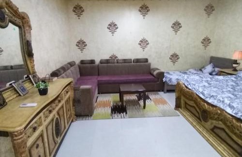 Al Hili Apartamento | العين الهيلي مصباح بيت 8