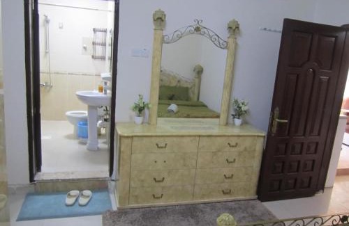 Al Hili Apartamento | العين الهيلي مصباح بيت 9
