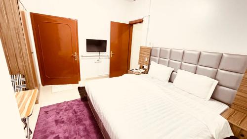 Riyadh Apartamento | القبة الذهبية للشقق المخدومة