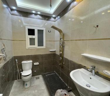 Badr Apartamento | بالقرب من مدينتي شقه مميزه جديده ثلاث غرف وحمامين