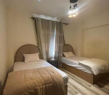 Sheikh Zayed City Apartamento | تلاته نوم 3 حمام مطبخ رسيبشن مكيفه بالكامل فرش فندقي واي فاي دور تالت أسانسير